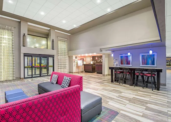 La Quinta By Wyndham Denison - North Lake Texoma