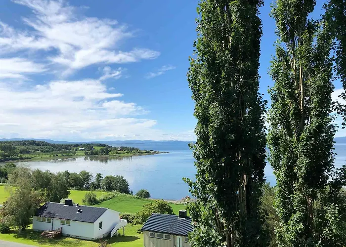 Sund Sommerhotell, Inderoy