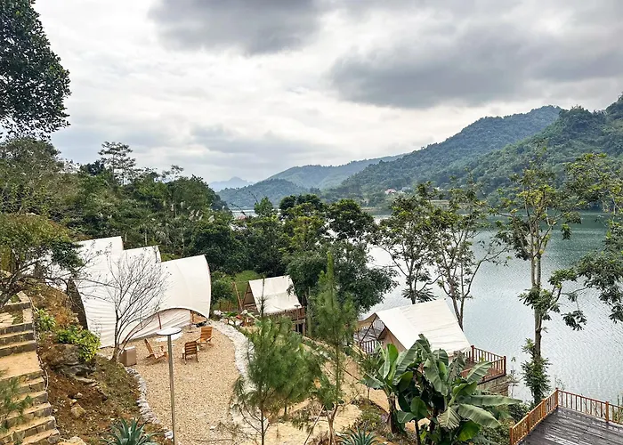 Vayang Retreat And Camping Hoa Binh