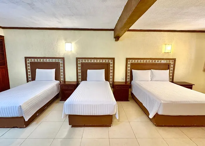 Suites Cancun Center