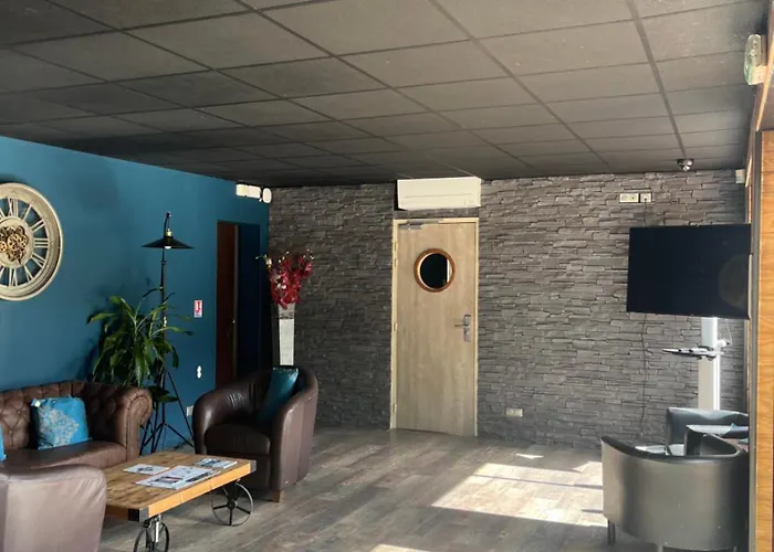 The Originals Boutique, Hotel Lakeside, Biscarrosse , Lac