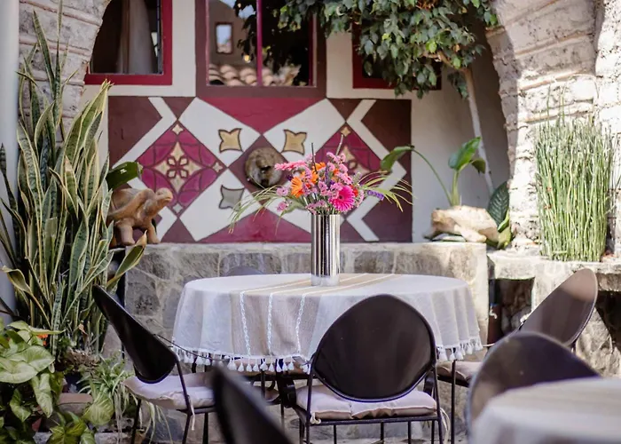 Hotel Casa Blanca