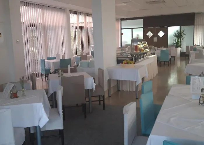 Hotel Albamaris