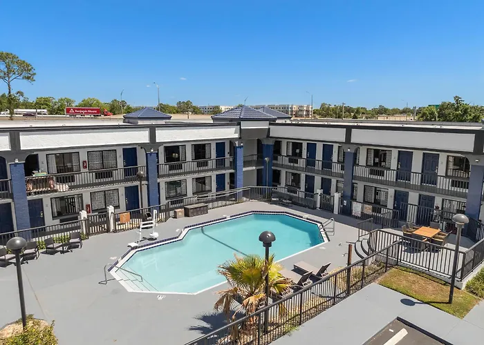 Baymont By Wyndham Orlando East