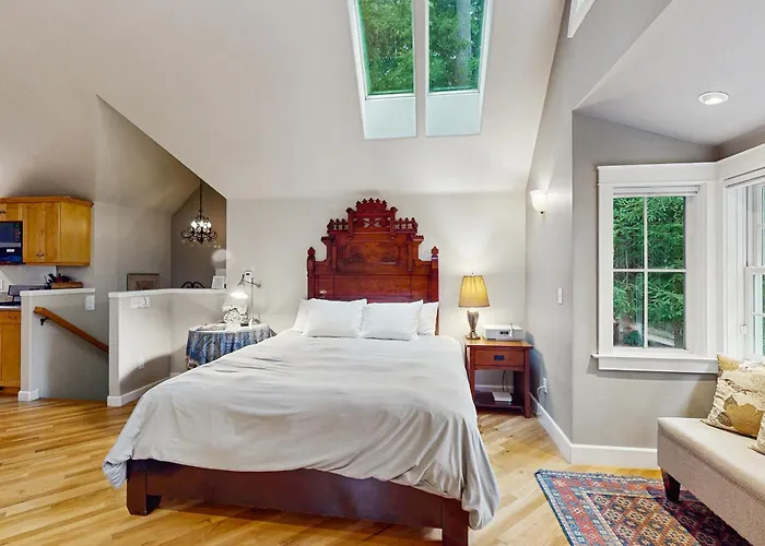 Serene Redwood Retreat