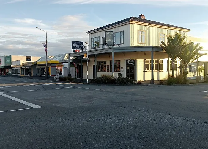Cosmopolitan Hotel, Pub, Restaurant And Gaming Room