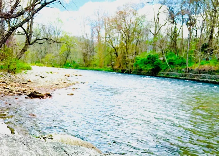 Newfound Lodge On The River