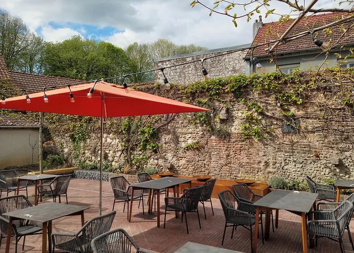 Logis Les Hauts de Montreuil / Le Patio