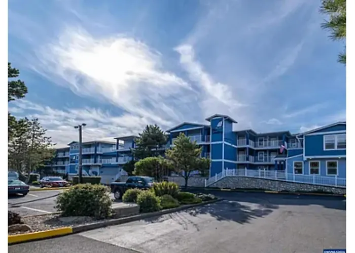 The Landing At Newport Condominium Hotel