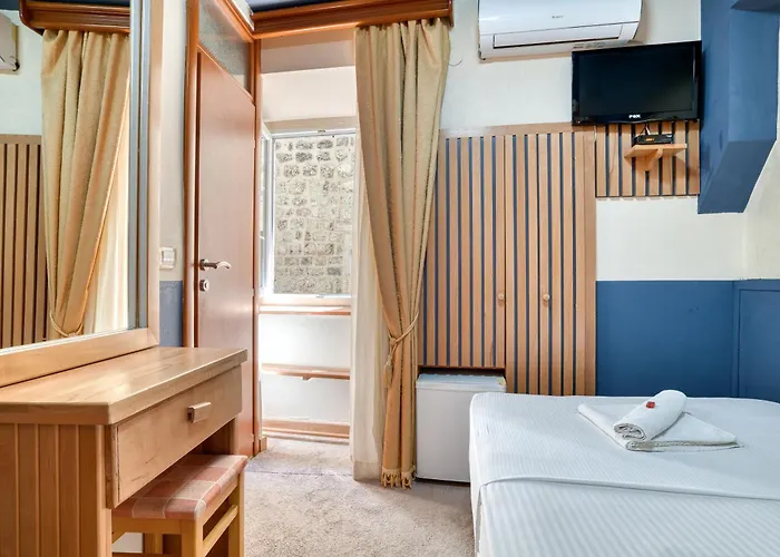 Hotel Rendez Vous