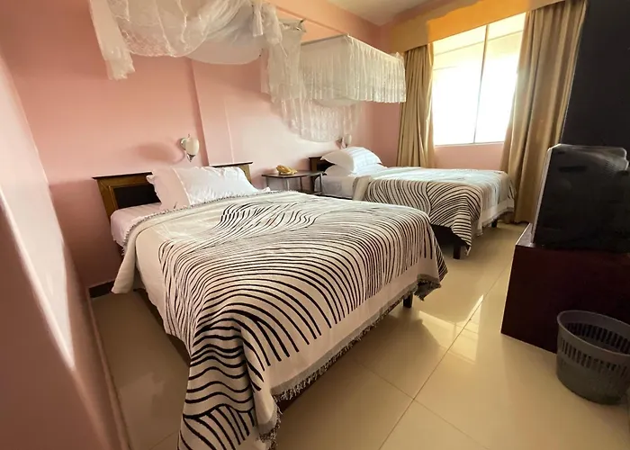 Palema Crown Hotel