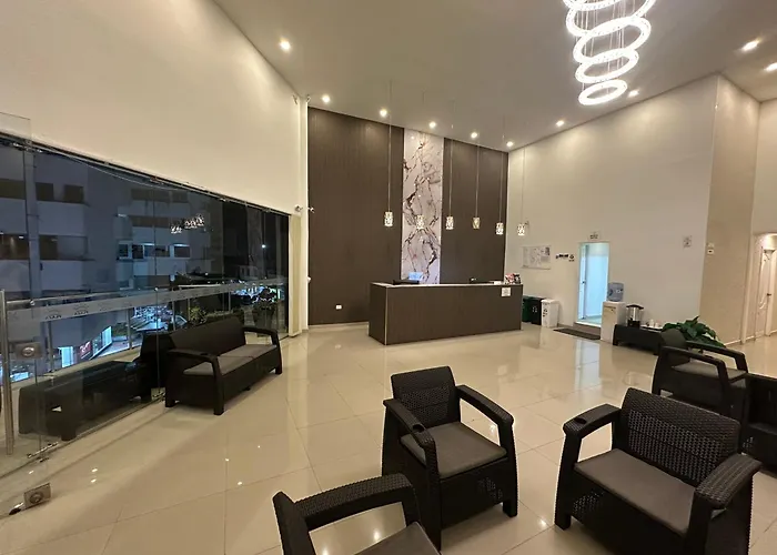 Apartahotel Plaza