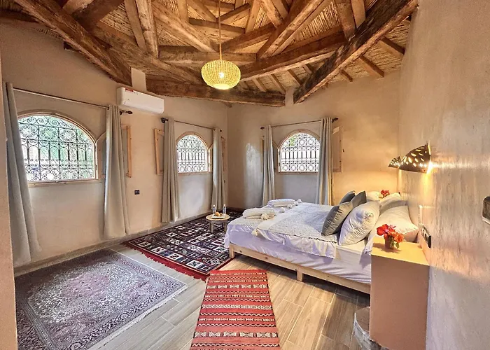 Serenity Lodge Zagora Guest House Restaurant&Desert Excursions