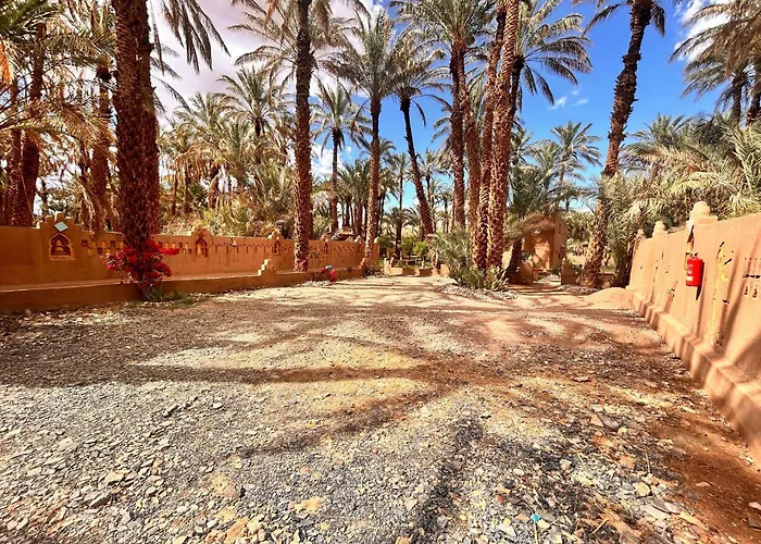 Serenity Lodge Zagora Guest House Restaurant & Desert Excursions