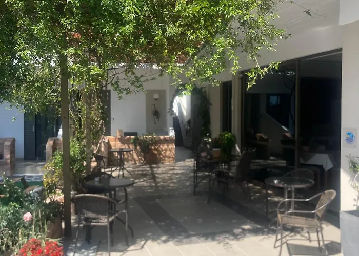 Angela Hotel