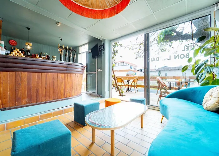 Au Bon Landais Surf Hôtel