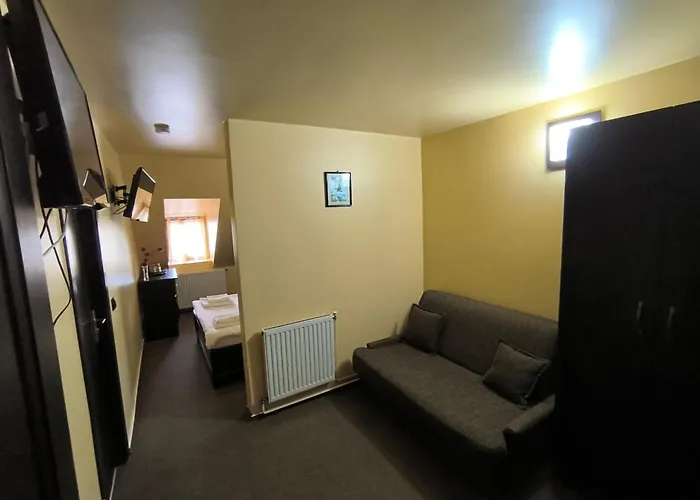 Pensiunea Farfuria Plina