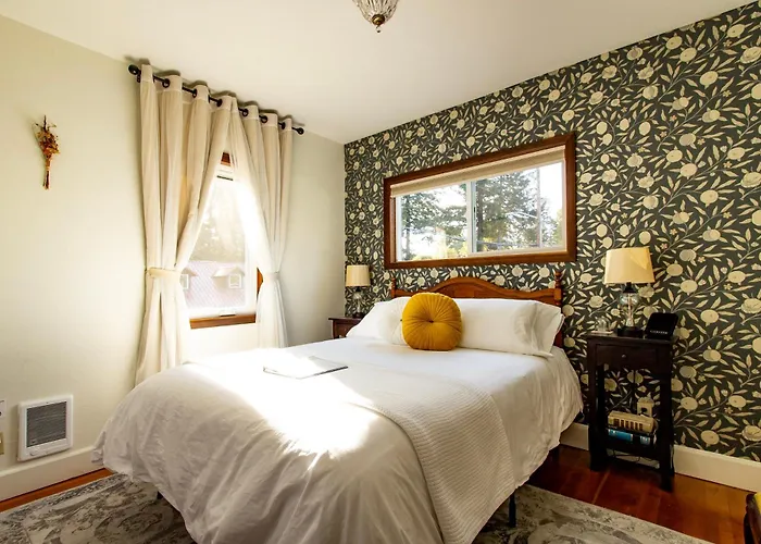 Historic Hotel Packwood