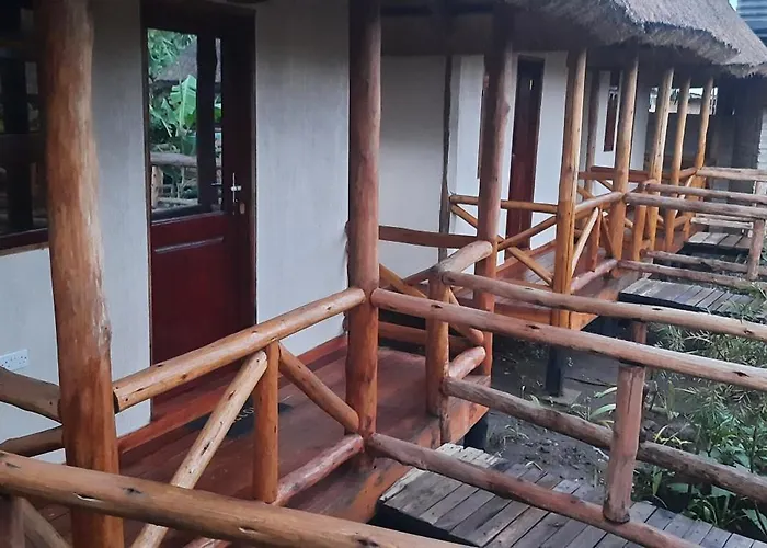 Sunscape Lodge