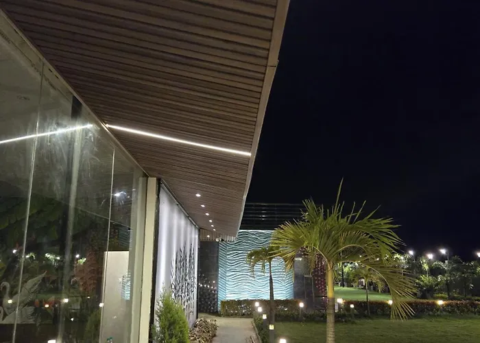 The Knight Resort