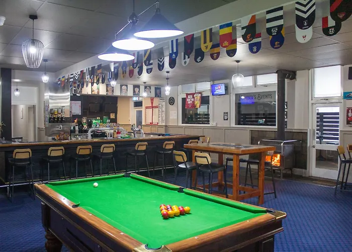 The Commercial Hotel