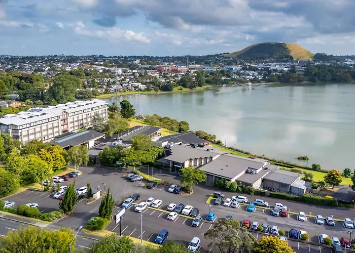 Waipuna Hotel & Conference Centre