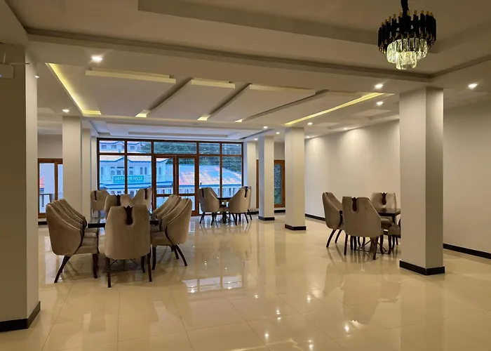 Royal Elite Hotel Kalam