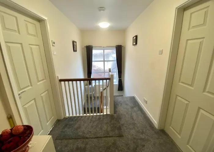 Raj Rentals Ensuite House Share