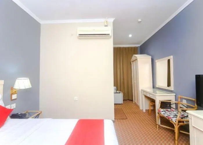 Oyo 563 Jockey Lodge Hotel