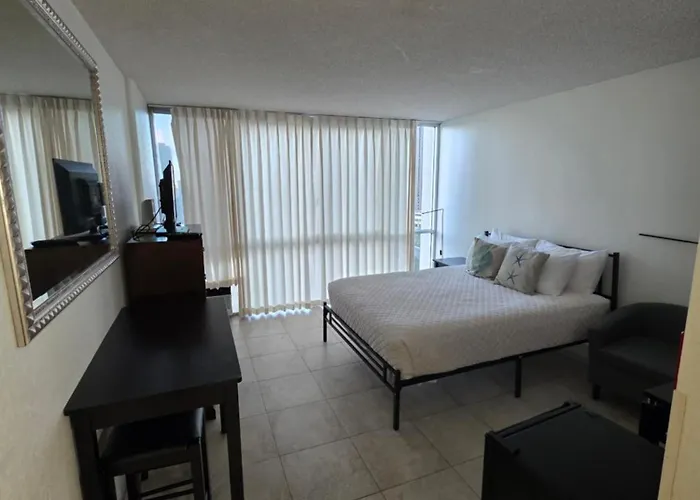 Waikiki Vacation Studio