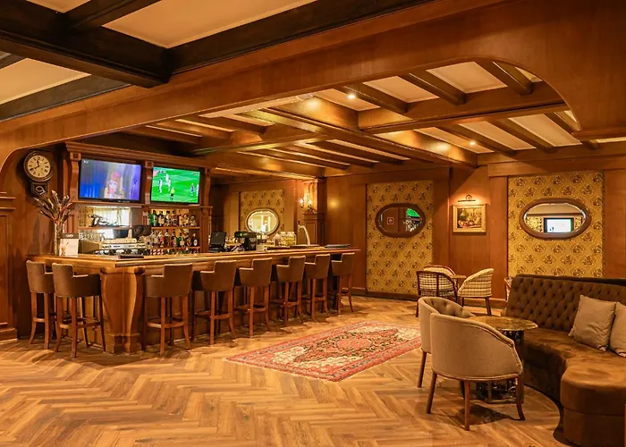 Serrazul Hotel