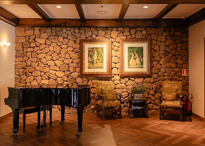 Serrazul Hotel