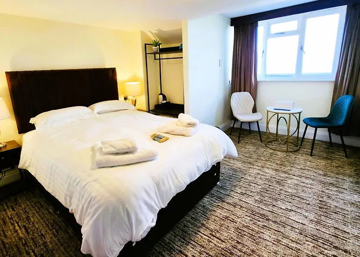 Carlton Hotel
