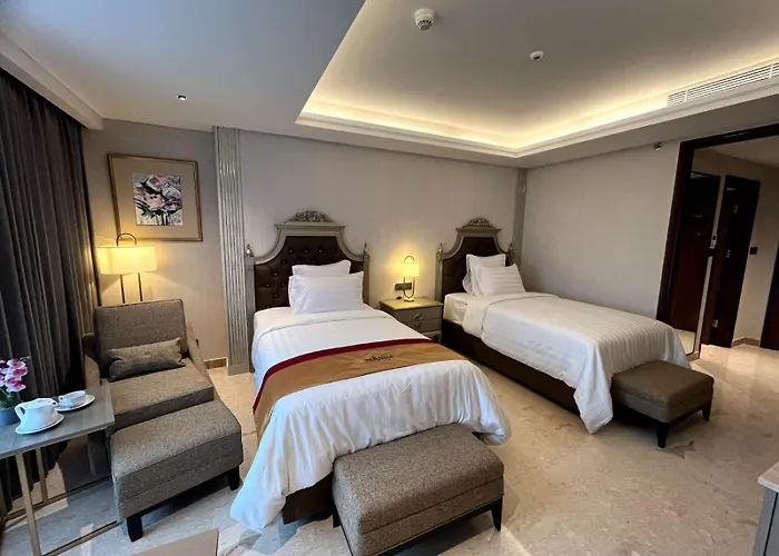 Grand Travello Hotel Bekasi