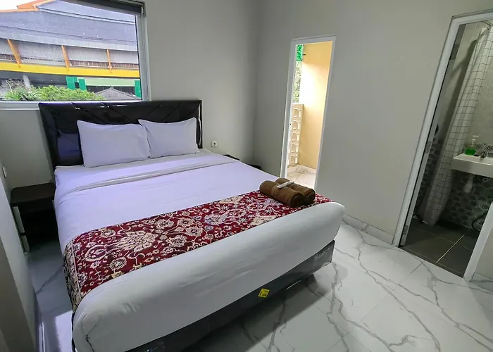 Joy Hotel