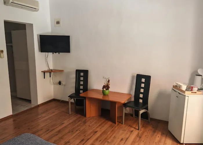 Rooms Carija