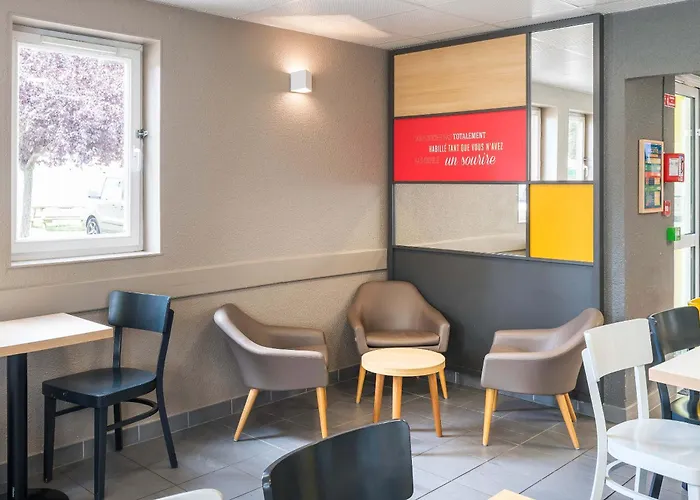 B&B HOTEL Angers 2 Université