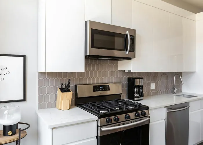 Sonder By Marriott Bonvoy Greektown Apartments