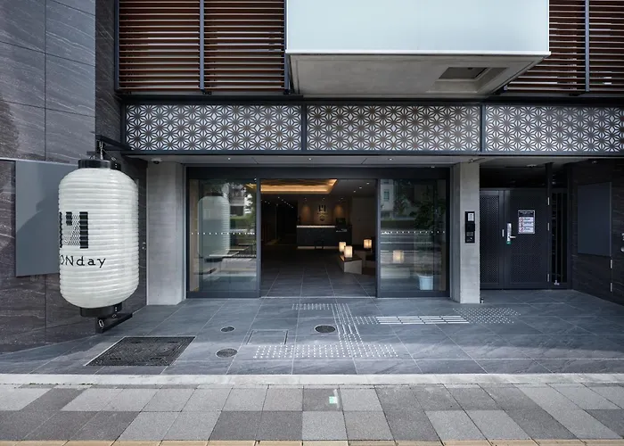 Premium Apart Monday Kyoto Gojo