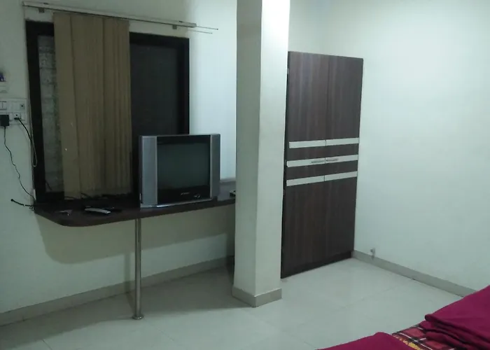 Hotel Poonam Lodge