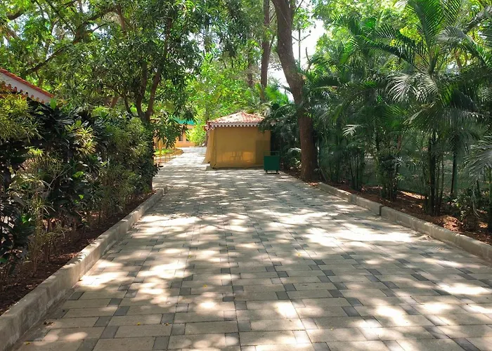 Pinewood Resort