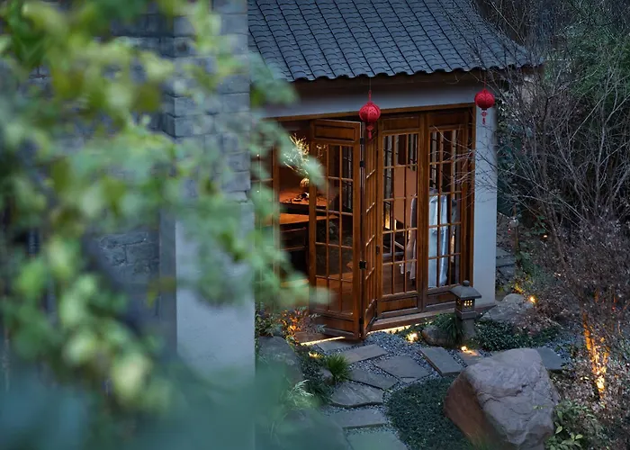 Chuanxing Yinli Hotel Chengdu Kuanzhai Alley Branch