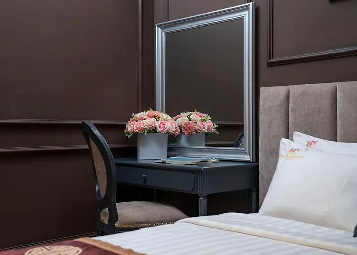 Hanoi Morning Hotel Hoan Kiem Lake View