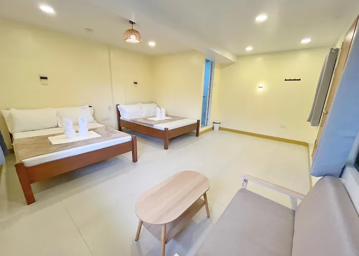 Cozy Coron Inn