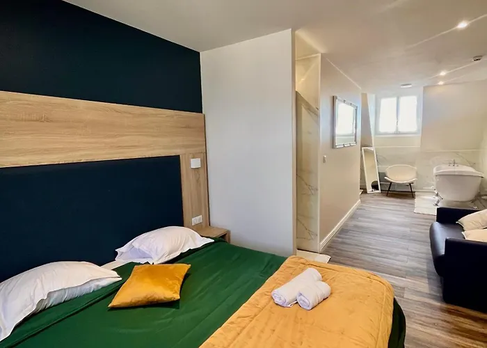 Armor Hotel