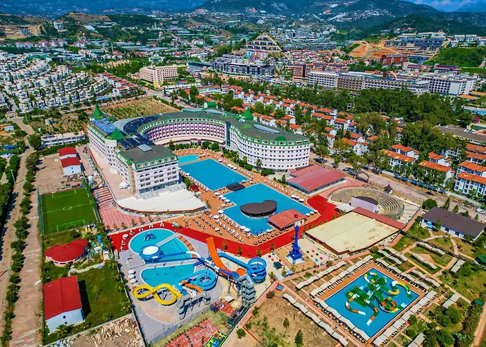 Grand Cortez Halal Family Hotel