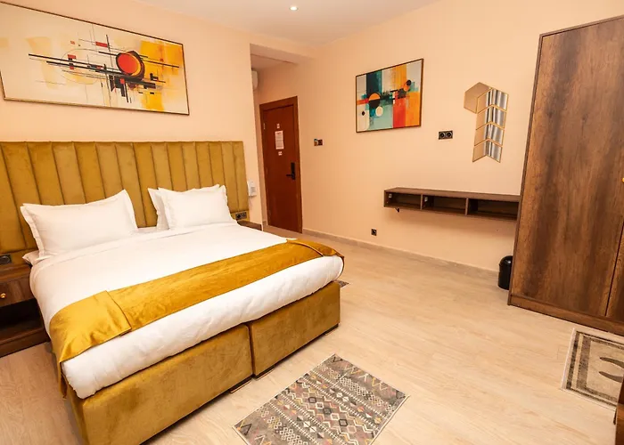 Hotel Saraya