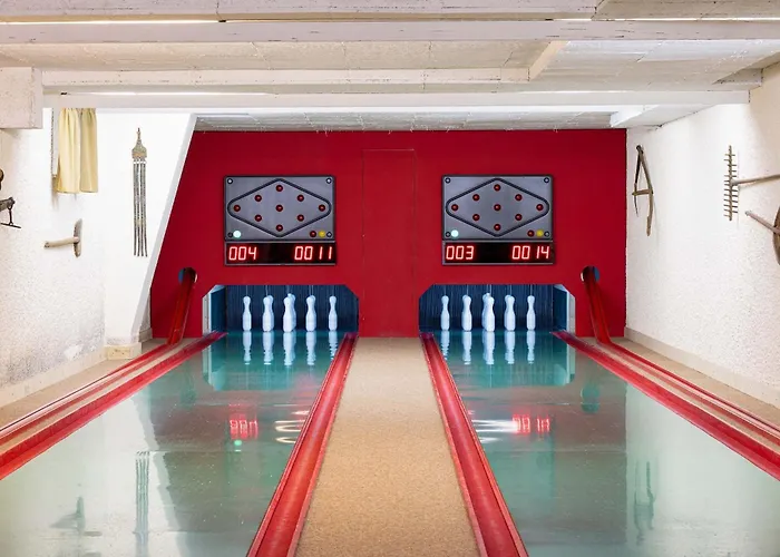 Romantik Hotel Die Gersberg Alm Mit Panoramablick Auf Salzburg Und Outdoor Pool Ab Mai