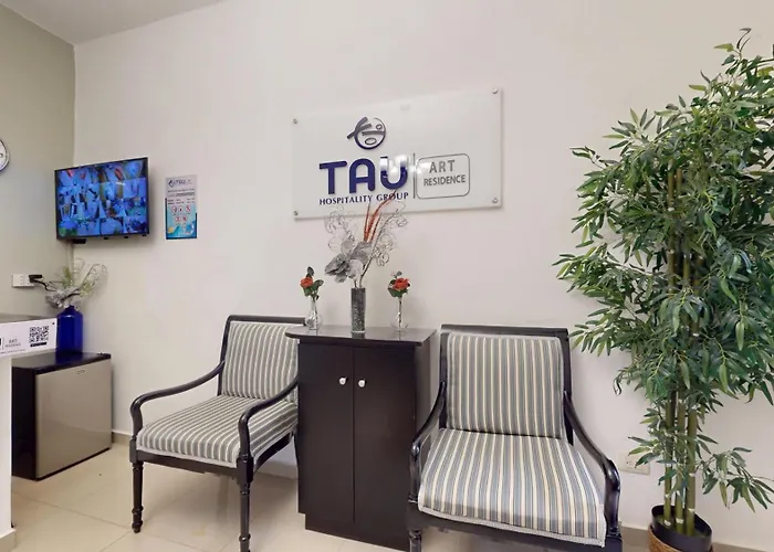 Hotel Tau Art Residence
