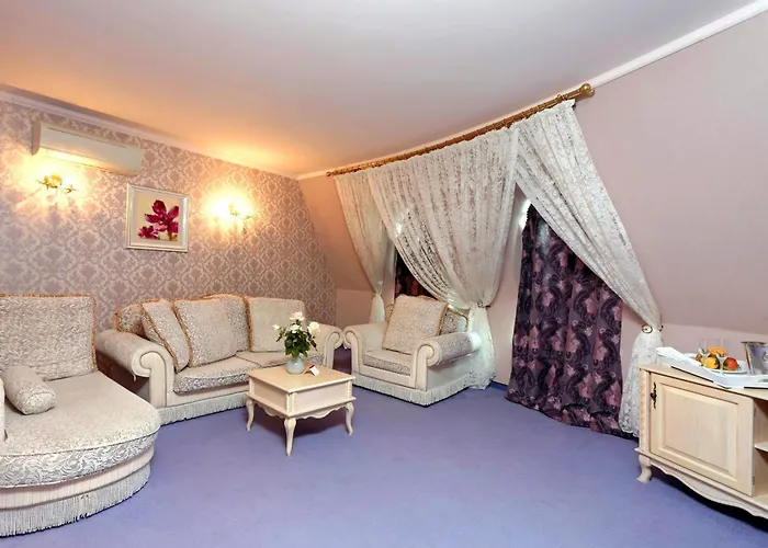 Kristel Hotel